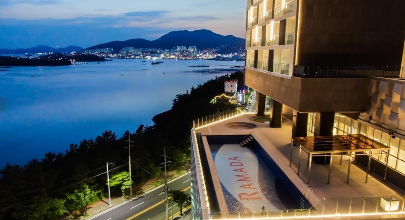 Ramada Plaza By Wyndham Dolsan 4*